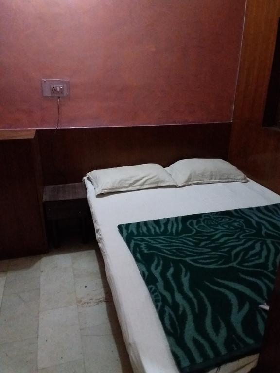 Mahesh Guest House Neu-Delhi Exterior foto